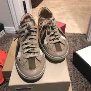 Burberry sneakers